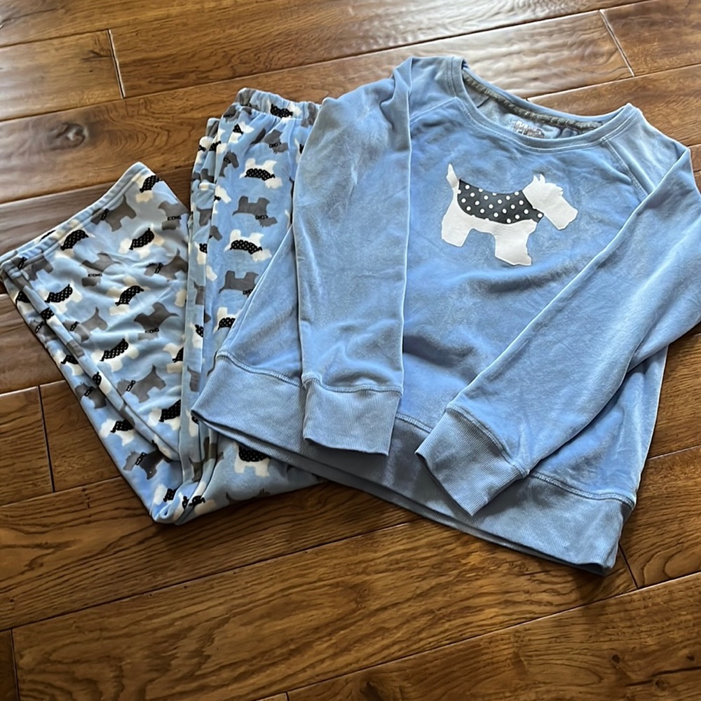Woman’s pajamas set